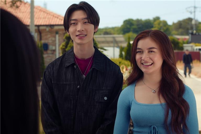 Sang Heon Lee as Min Ho Moon, Anna Cathcart as Kitty Song Covey.