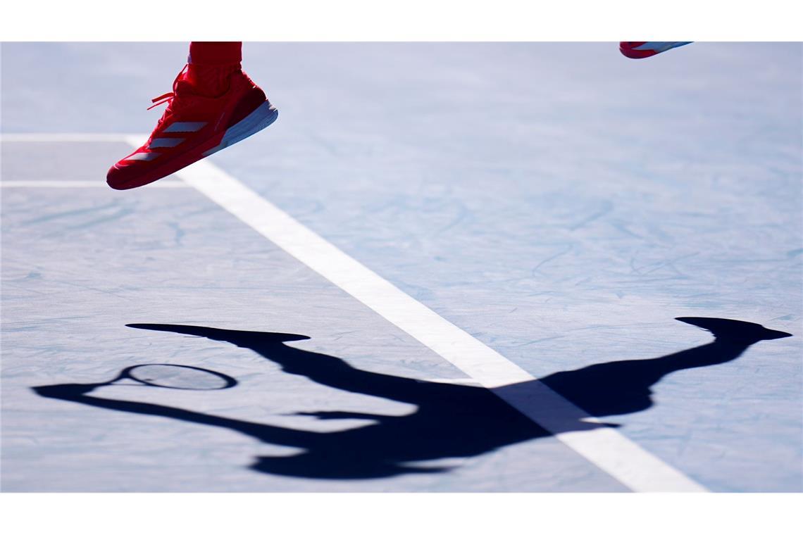 Schattenspiel  bei den Australian Open: Alexander Zverev in Aktion.