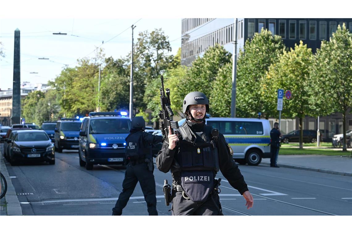 Schusswechsel in der Nähe der Nähe des Israelischen Generalkonsulats in München - Bewaffneter stirbt