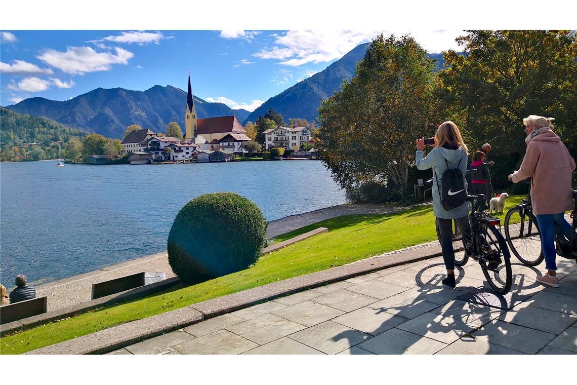 Sonne, Natur und Zeit mit der Familie sind wichtige Faktoren für einen erholsamen Urlaub. (Archivbild)