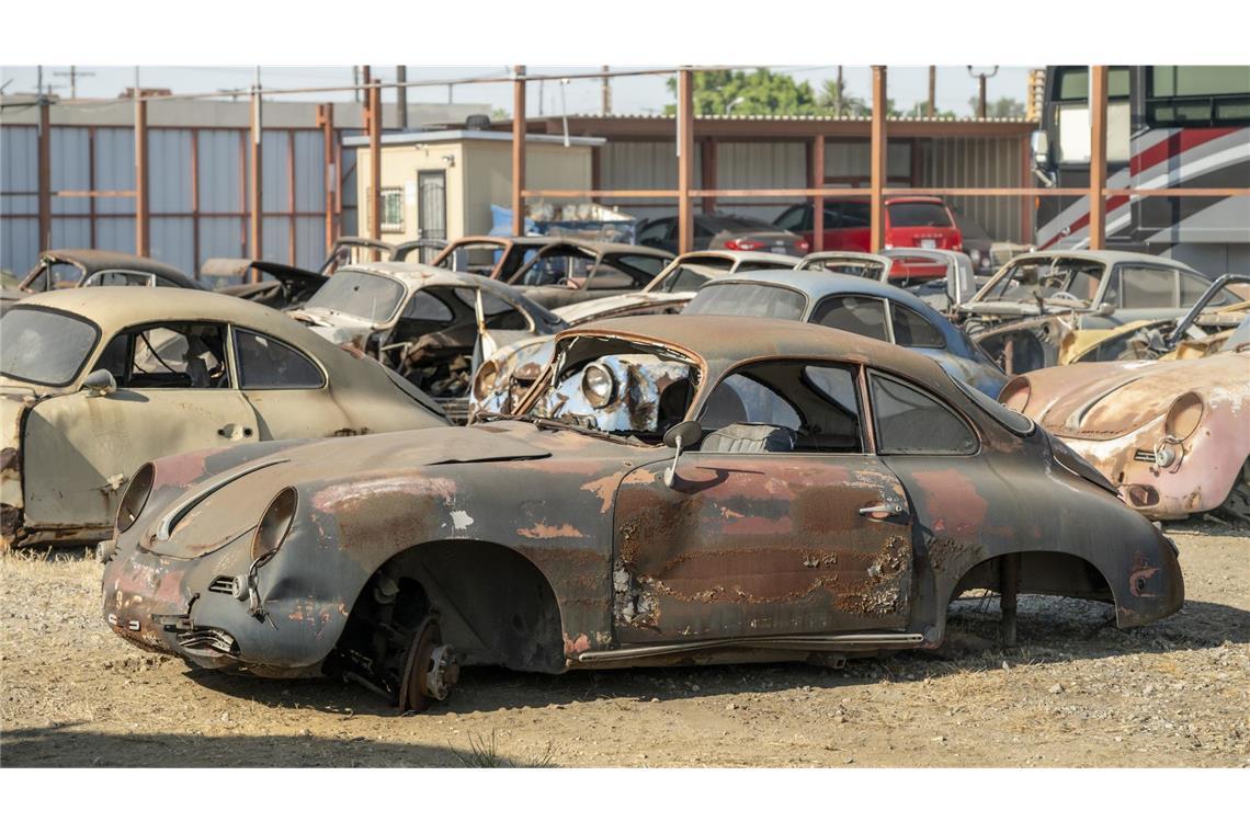 Stark angeschlagen: für dieses Porsche 356 Coupé bezahlte ein Bastler 14.560 Dollar.