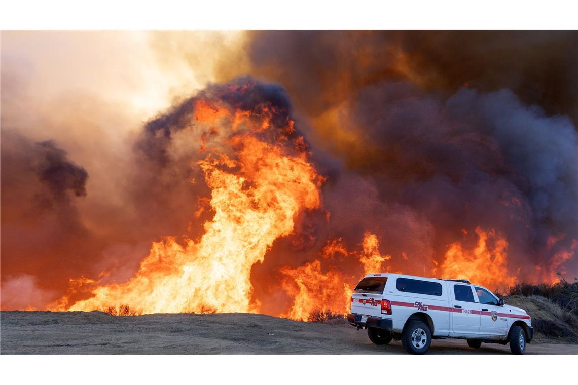 Starke Winde entfachen die Feuer in Los Angeles immer wieder aufs Neue.