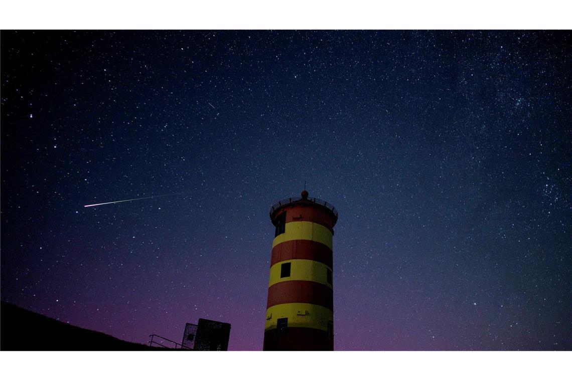 Sternschnuppennacht am Meer und alle Leuchtturmwärter dürfen sich was wünschen.