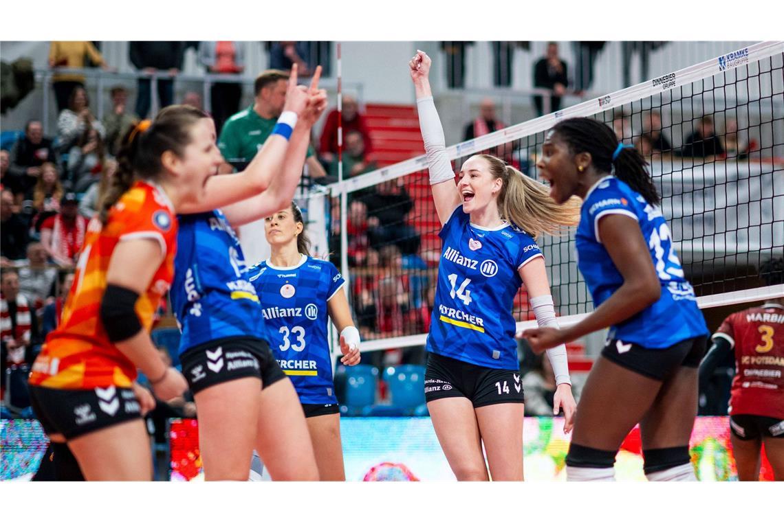 Stuttgarts Volleyballerinnen haben in der Champions League erstmals Grund zum Jubeln.