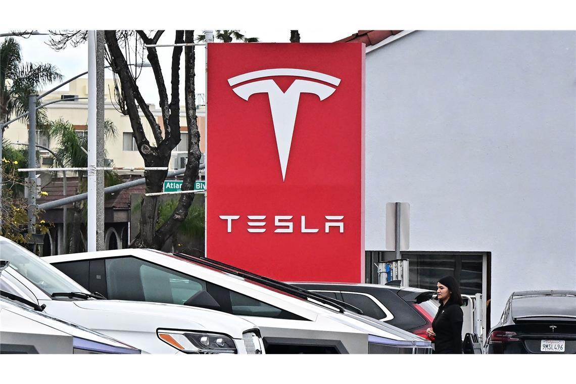 Tesla warnt die US-Regierung vor möglichen negativen Folgen der amerikanischen Strafzölle für das Unternehmen.