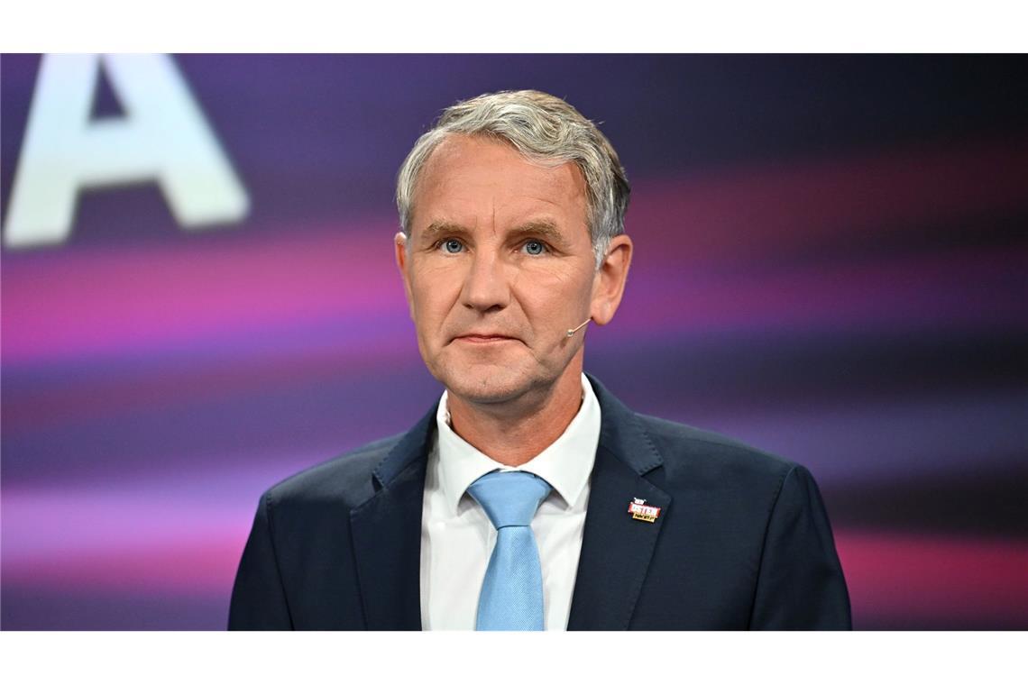 Thüringens AfD-Spitzenkandidat Björn Höcke hat nach Angaben seiner Partei gesundheitliche Probleme und nimmt deshalb nicht wie geplant an einer TV-Runde teil. (Archivbild)