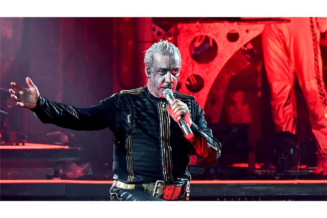 Till Lindemann sorgt mit einem Gedicht  bei seinen Fans für Spekulationen um einen Abschied.