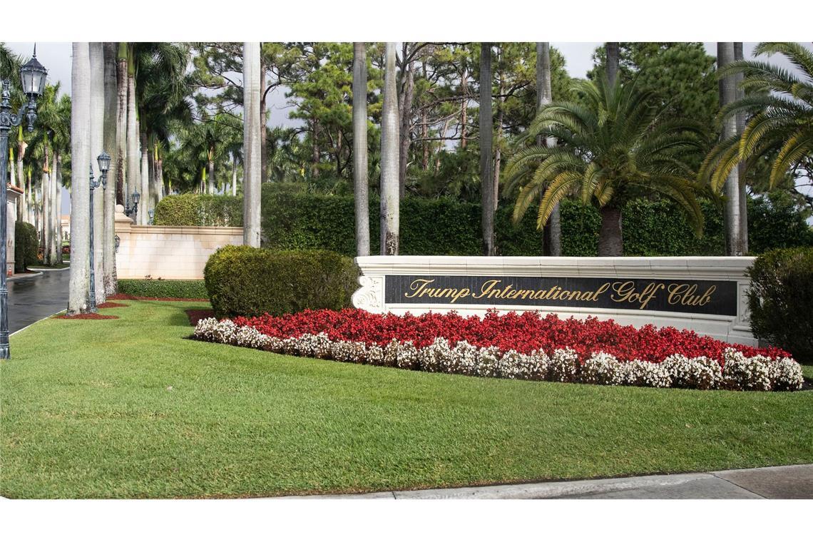 Trump spielte während des Vorfalls Golf in seinem Klub in Florida. (Archivbild)