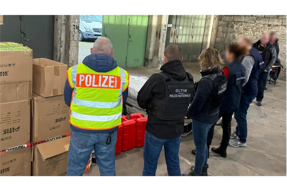 Über 500 Beamte waren im Einsatz.