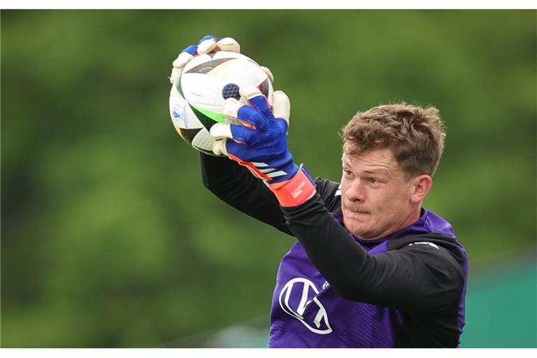 VfB-Torhüter Alexander Nübel gibt an diesem Freitag sein Debüt in der deutschen Fußball-Nationalmannschaft.
         
         Foto: dpa/Christian Charisius