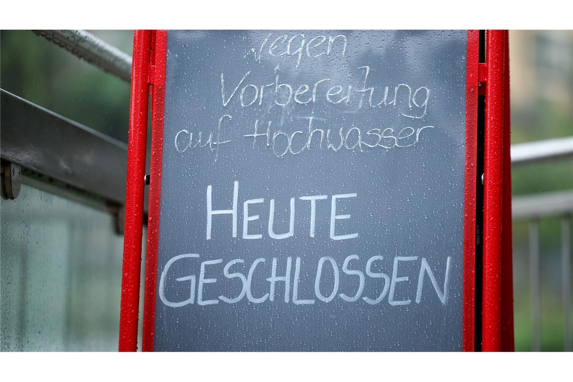 Viele Gastronomiebetriebe müssen wegen der Vorbereitungen aufs Hochwasser geschlossen bleiben.