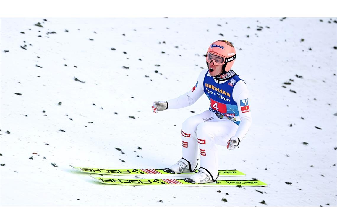 Vierschanzentournee: Stefan Kraft siegt beim österreichischen Dreifach-Triumph in Innsbruck.