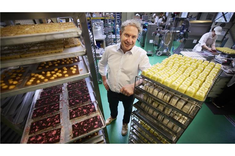 Volker Gmeiner zwischen handgegossener Schokolade und Petits Fours