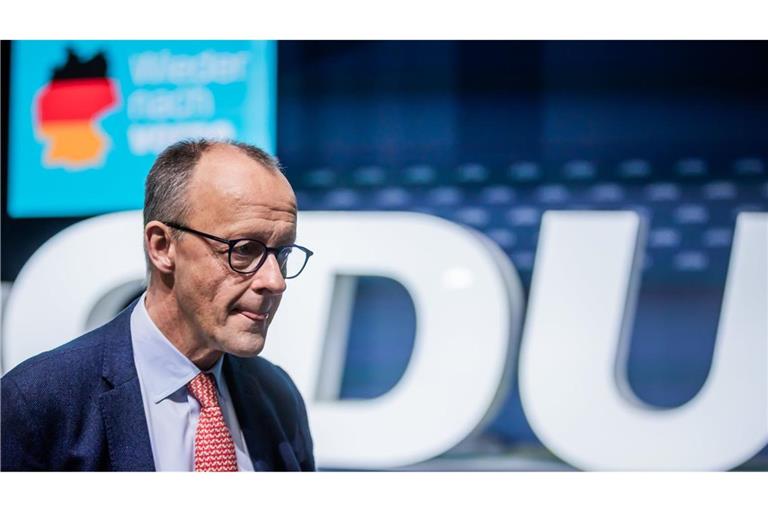 Von den Protesten unbeeindruckt: CDU-Chef Friedrich Merz