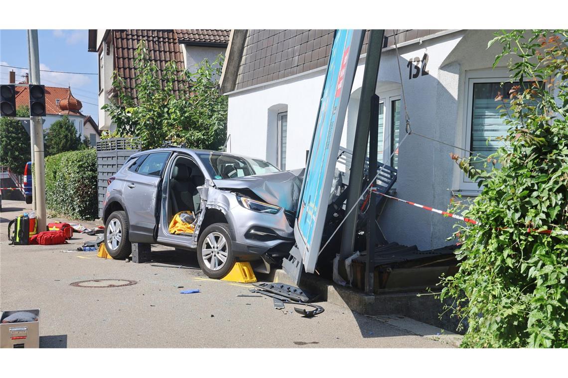 Vor einer Woche wurde ein achtjähriges Mädchen von einem Auto erfasst und tödlich verletzt. Die Familie kämpft mit Verzweiflung und will nun umziehen.