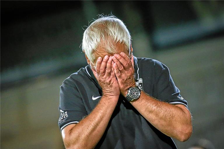 Was der erfahrene Hans-Jürgen Boysen und seine Nachfolger versuchten, so richtig auf Touren kam der Regionalligist aus dem Fautenhau in dieser Saison so gut wie nicht. Foto: A. Becher