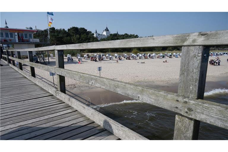 Wegen des Sturzes ihres Kindes von der dortigen Seebrücke wollte eine Brandenburgerin Geld von der Gemeinde Zinnowitz. (Archivbild)