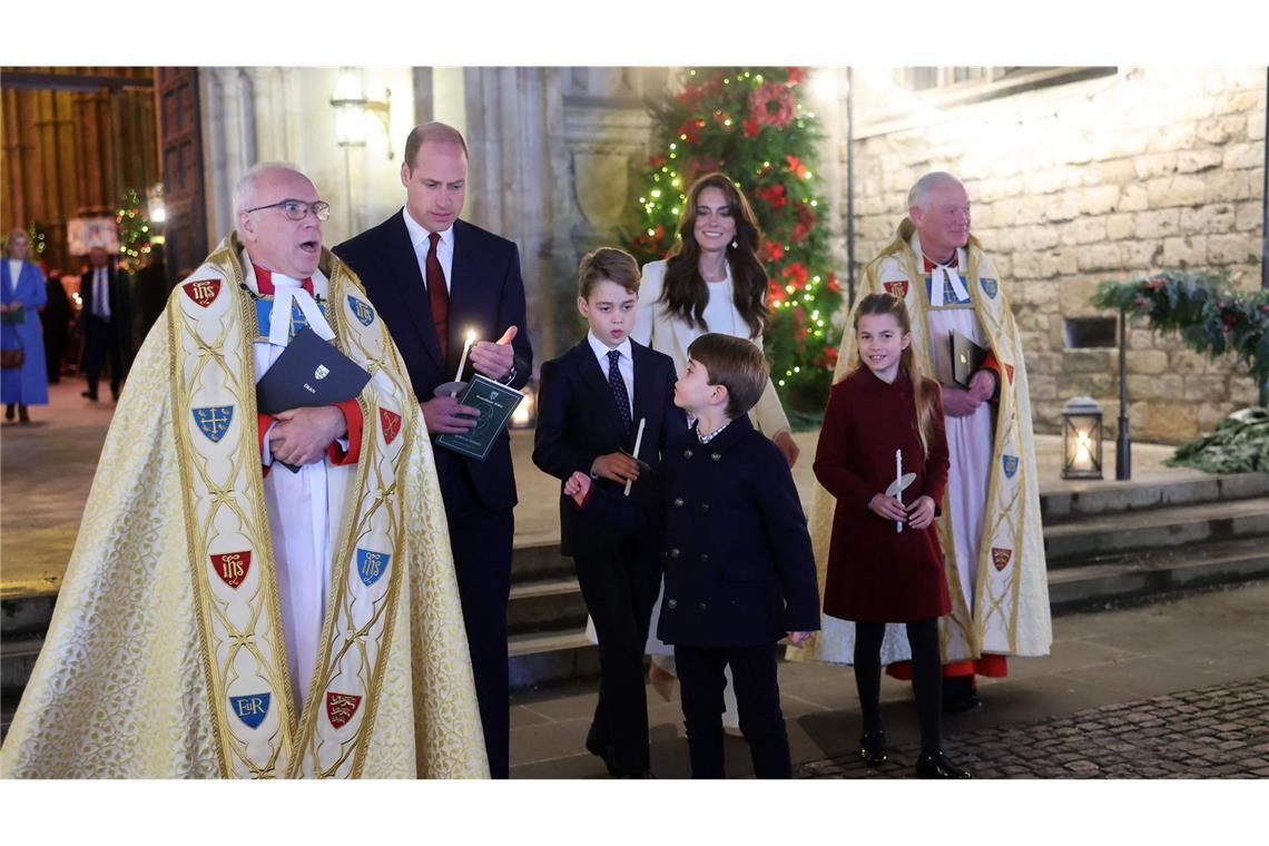 Weihnachtskonzert in der Westminster Abbey: Prinz George und Prinzessin Charlotte begleiten ihre Eltern Kate und William.