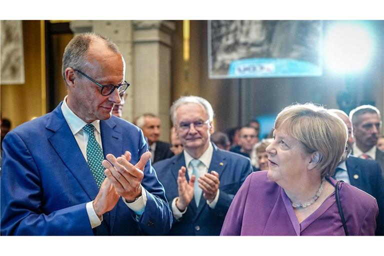 Wofür steht die CDU? Angela Merkel und Friedrich Merz im September beim Berliner Gespräch zum 70. Geburtstag der Ex-Kanzlerin.