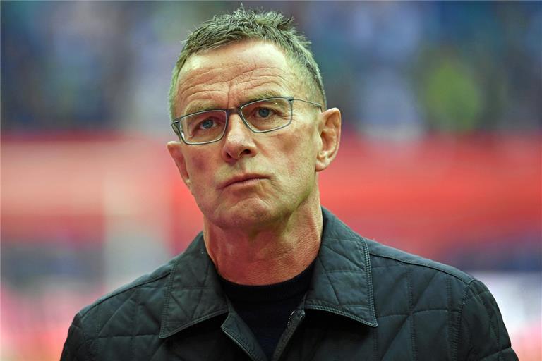 Wohin führt sein Weg? Ralf Rangnick zählt zu den Kandidaten als Bundestrainer, aber auch auf Schalke ist sein Name ein Thema. Foto: Imago