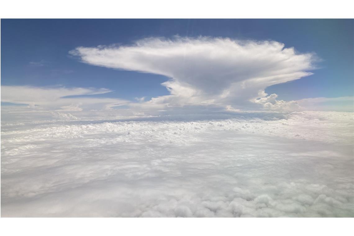 Wolkenbildung über dem Amazonas-Gebiet, aufgenommen bei einem Forschungsflug. Foto: