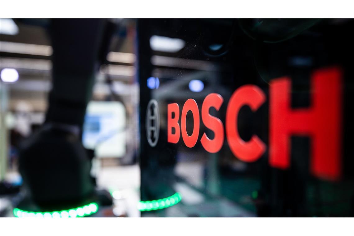 Zu Bosch gehört auch die Tochtergesellschaft Bosch Rexroth, die nun 240 Stellen abbauen will.